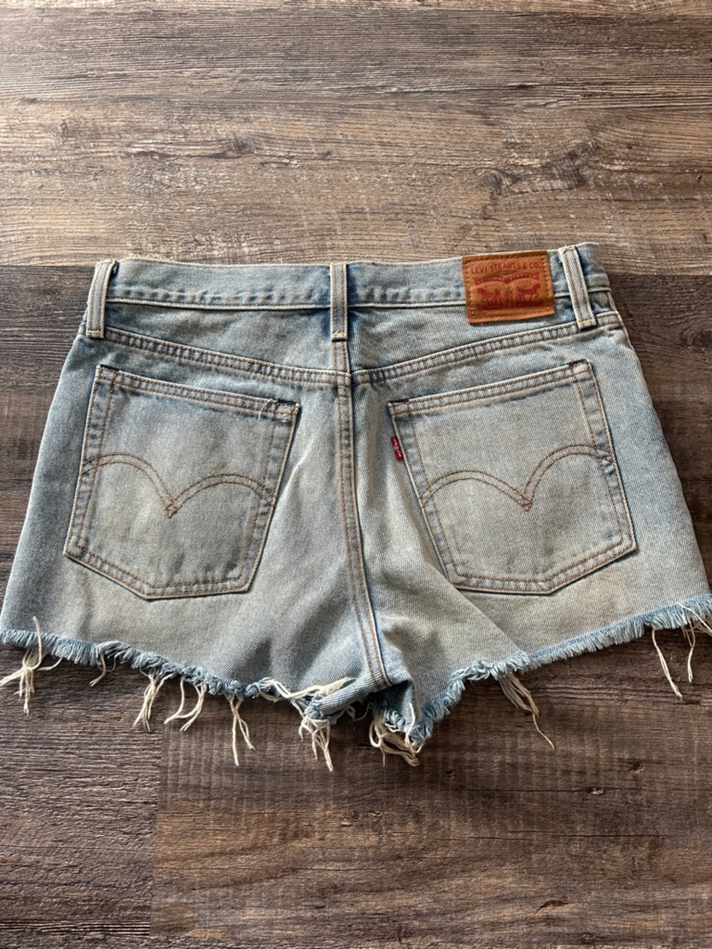 Levi's Light Blue Frayed Denim Shorts - Picture 4 of 4